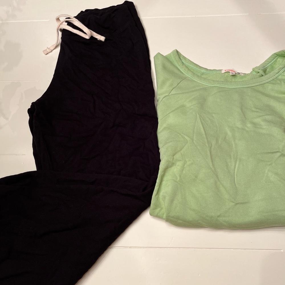 Sundry Basic Jogger And Pullover - image 1